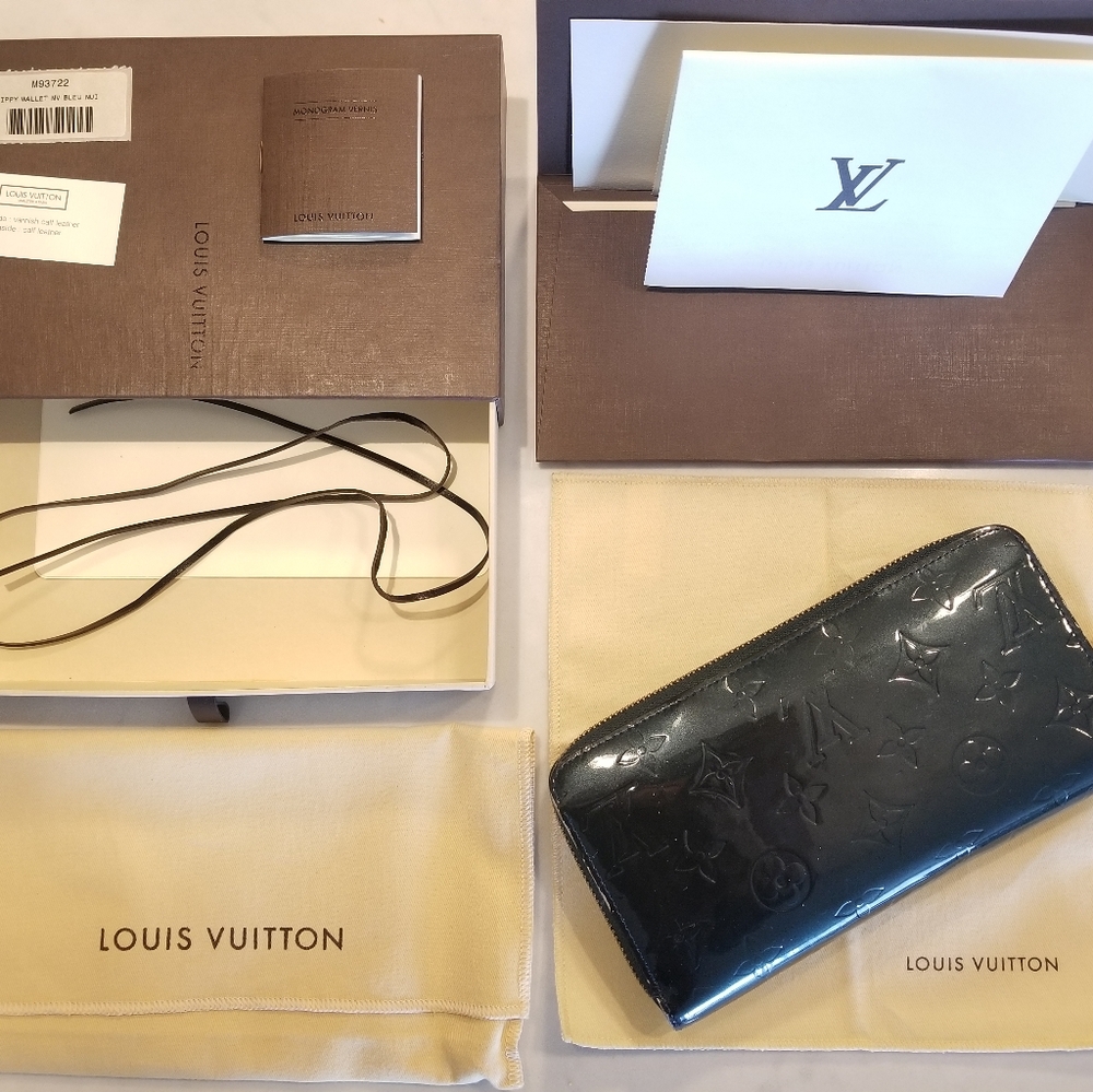 Louis Vuitton Vernis Zippy Wallet